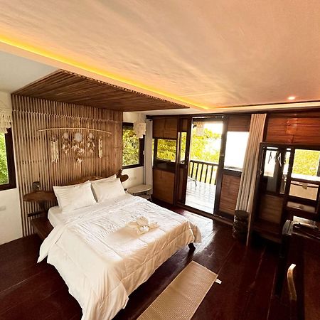 Patrick'S On The Beach Resort Генерал-Луна Экстерьер фото