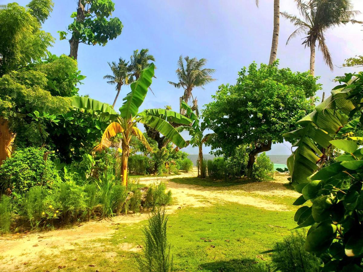 Patrick'S On The Beach Resort Генерал-Луна Экстерьер фото