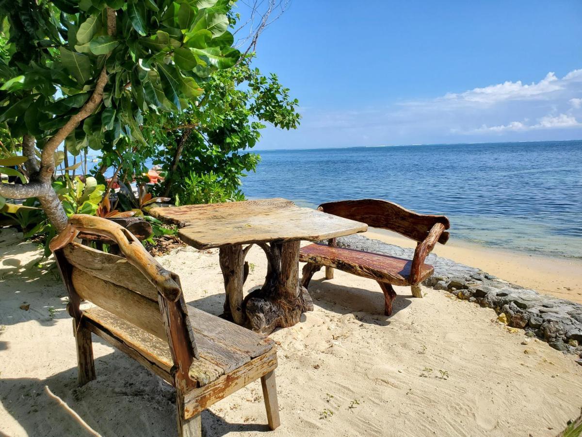 Patrick'S On The Beach Resort Генерал-Луна Экстерьер фото